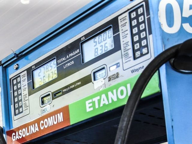 Gaeco de SP mira agentes públicos em operação contra corrupção de empresas do setor de combustíveis