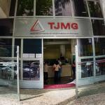 Juízes e promotores de MG terão direito a auxílio-creche de R$ 950 retroativos a 2010