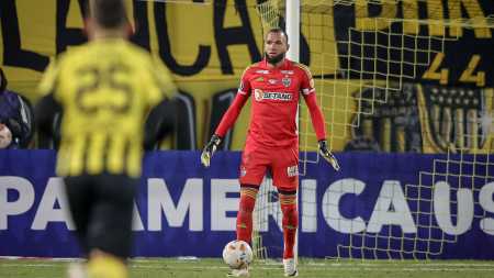 Everson tinha tomado 27 gols no Brasileiro, mas encerra a edição com 31