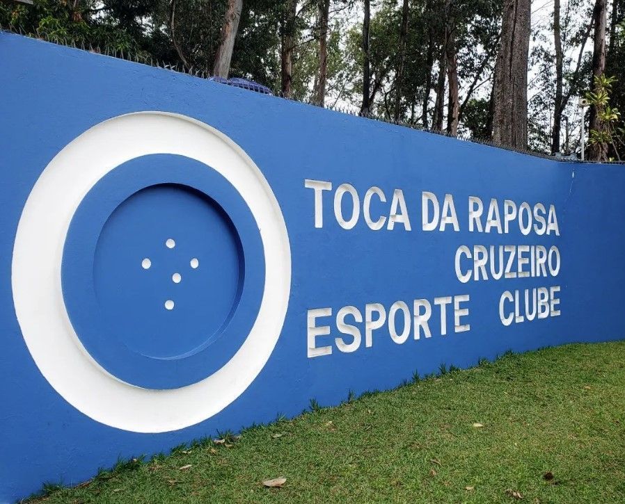 Cruzeiro faz mudanças na base, e ídolo pede demissão do clube