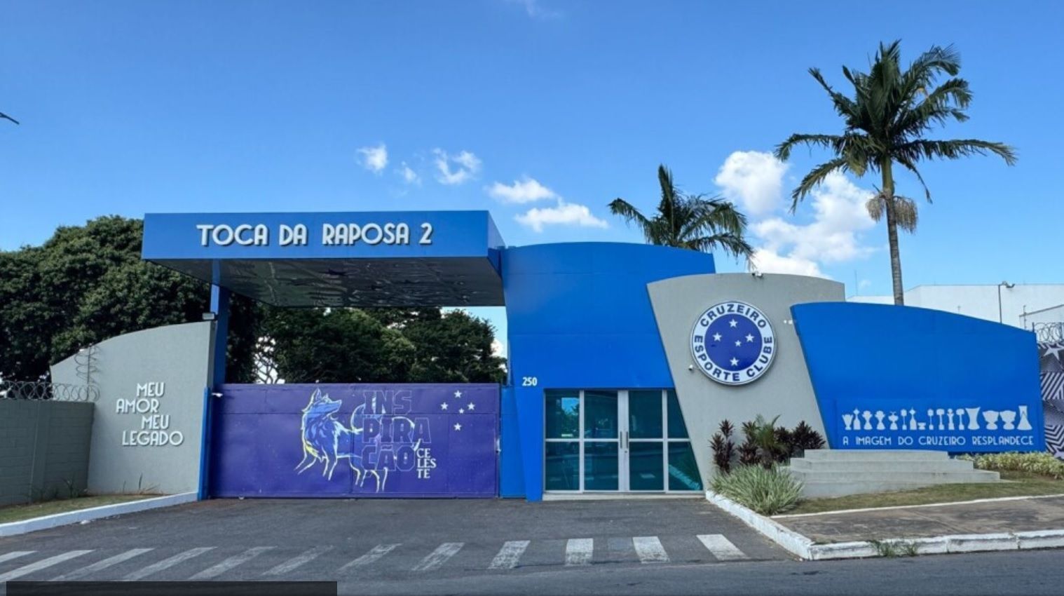 Cruzeiro promove destaques da base ao time principal; veja nomes
