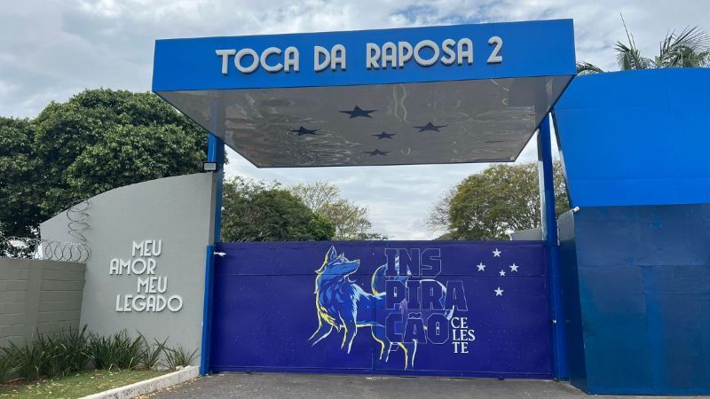 Folha de pagamento do futebol do Cruzeiro em 2023 foi de R$ 7,2 milhões, aponta balanço