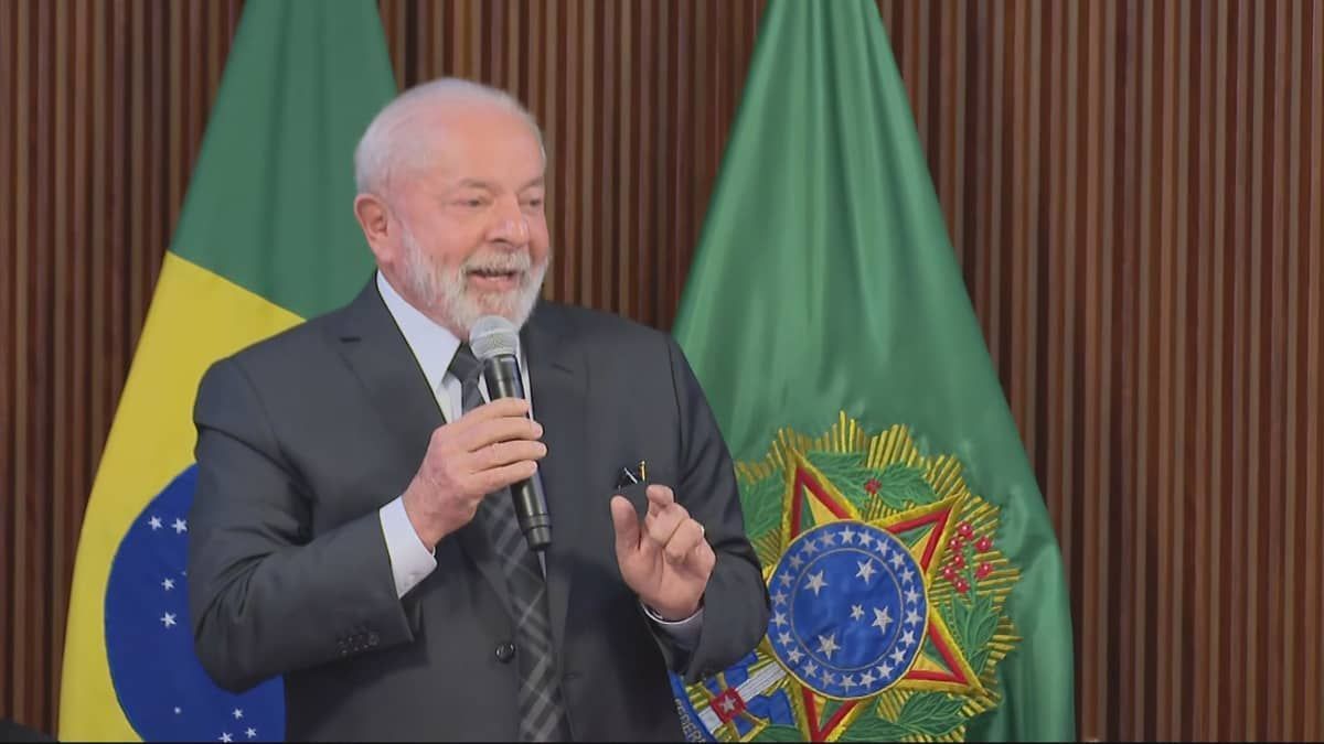 Todas as propostas serão do governo, não de ministros, diz Lula em reunião