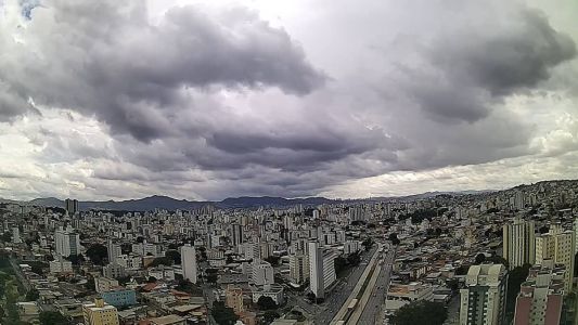 Todas as regionais de BH registaram chuva forte nesta sexta-feira (20)