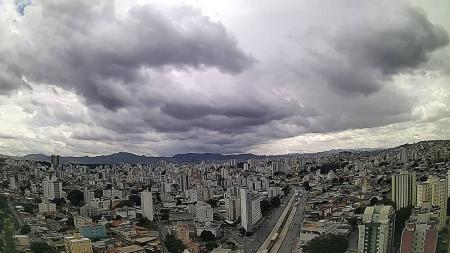 Todas as regionais de BH registaram chuva forte nesta sexta-feira (20)