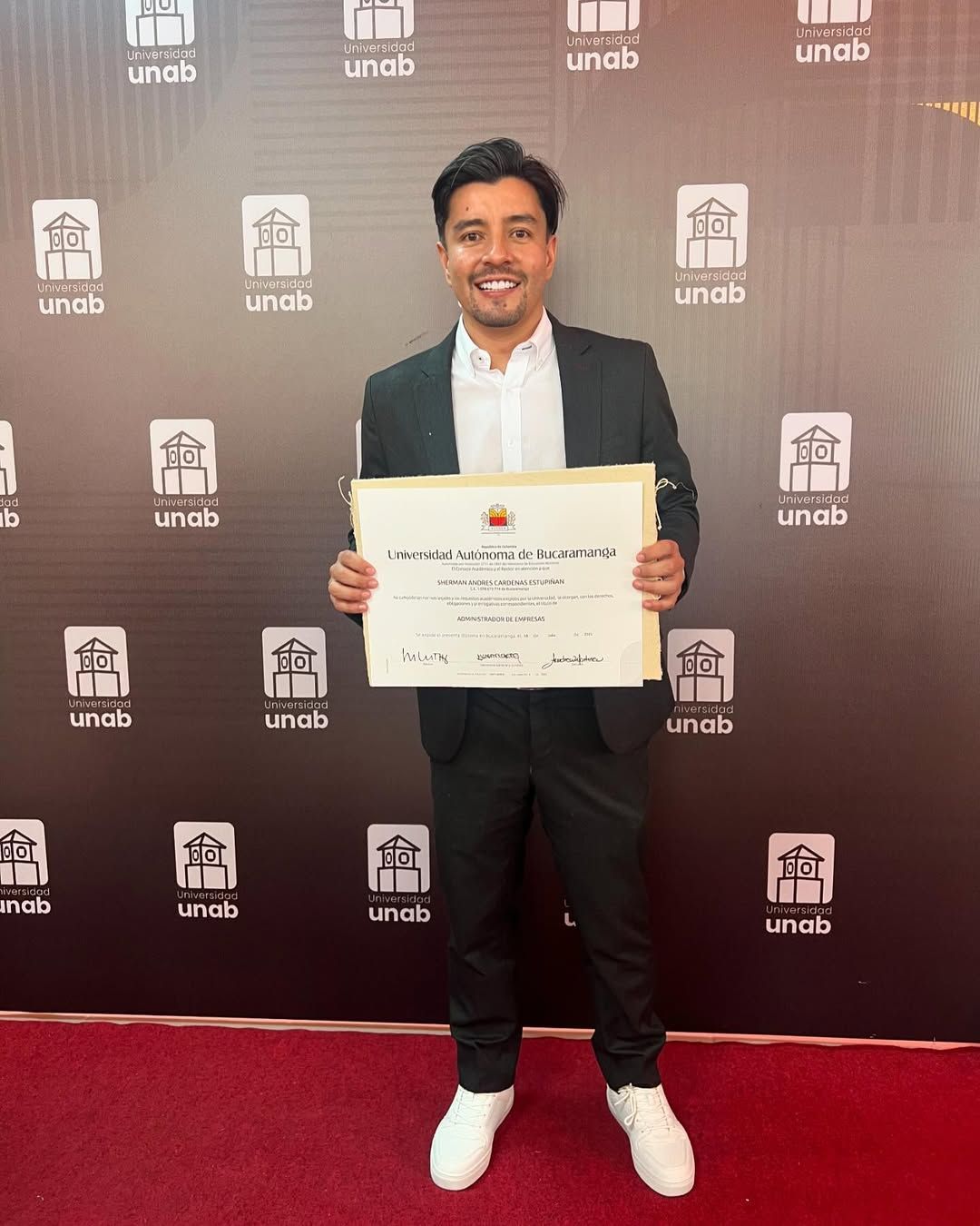 Campeão da Libertadores, ex-Atlético se aposenta do futebol após concluir graduação