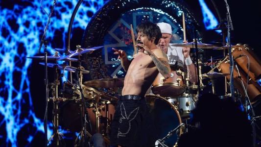 Todos os ingressos para o show do Red Hot Chilli Peppers no Couto Pereira foram vendidos