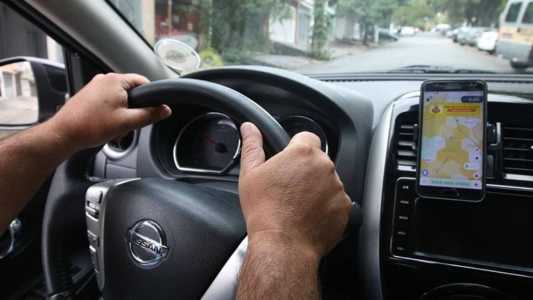 Todos os motorista cadastrados no aplicativo terão de ser contratado pela empresa