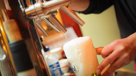 Tomar um drinque por dia ajudar a diminuir o estresse