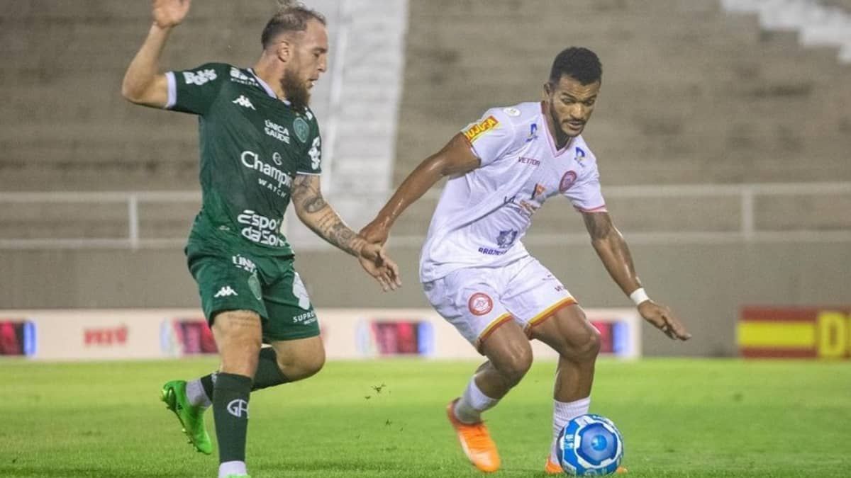 Sem vencer há 8 partidas, Tombense recebe líder Vitória pela Série B