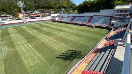 Tombense vai reinaugurar o estádio Almeidão neste sábado (7)