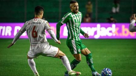 Tombense vence Juventude de virada pela Série B