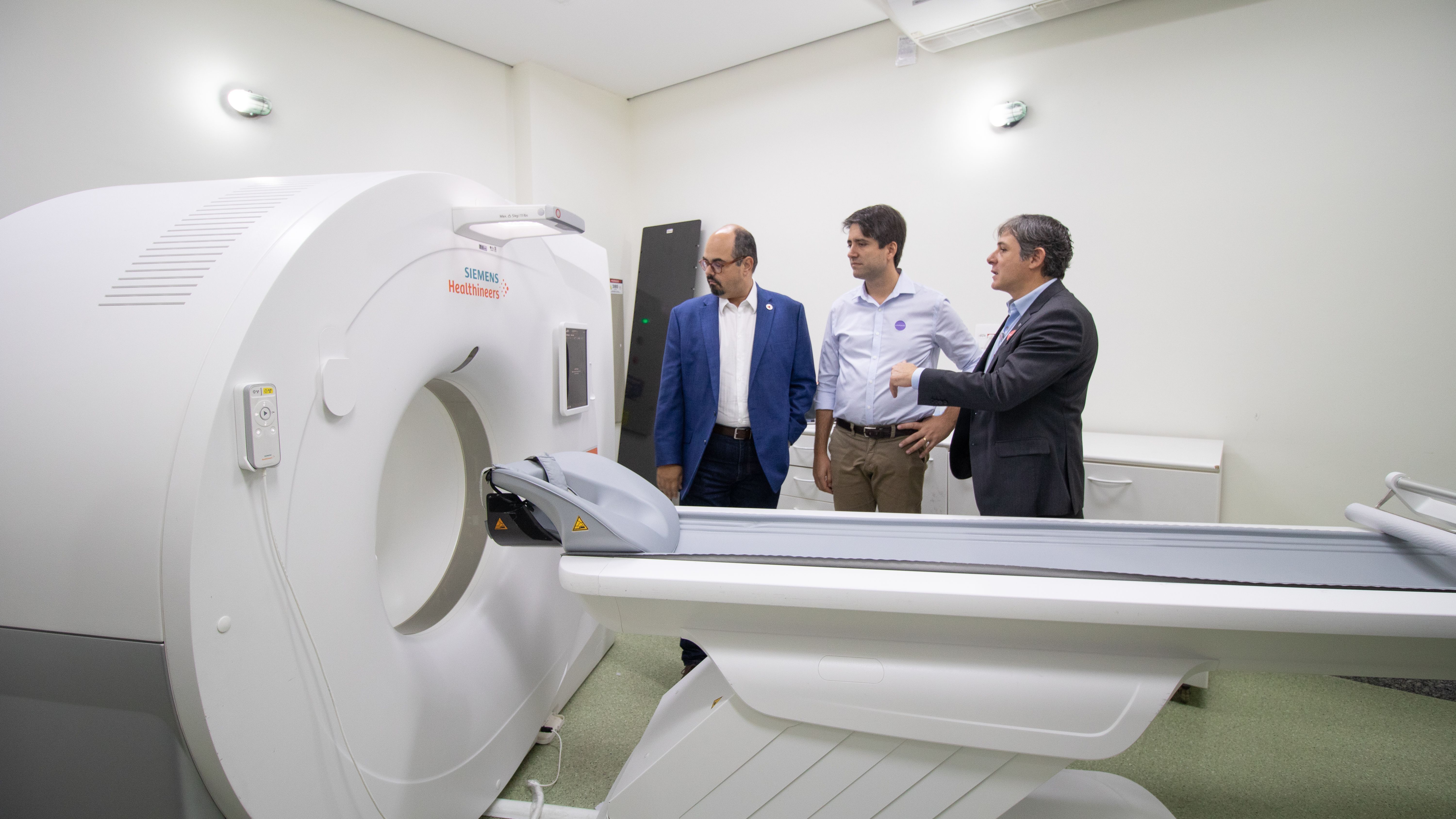 Santa Casa BH realiza 3 mil exames com novo tomógrafo