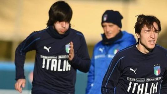 Tonali (à esquerda) foi desconvocado nesta quinta-feira (12)