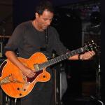 Guitarrista dos Titãs é diagnosticado com tumor no pâncreas