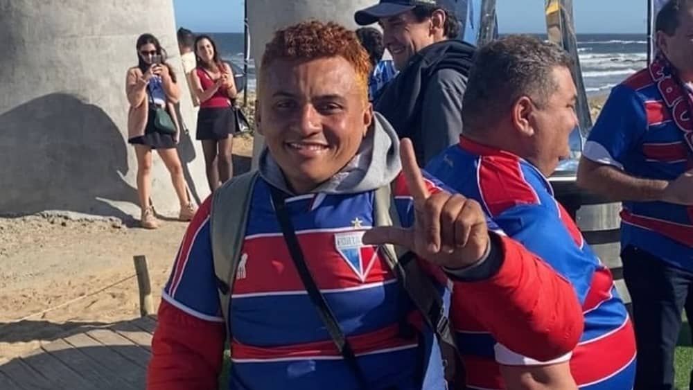 Fortaleza x LDU: torcedor viaja de moto e ganha ingresso para a final da 'Sula'