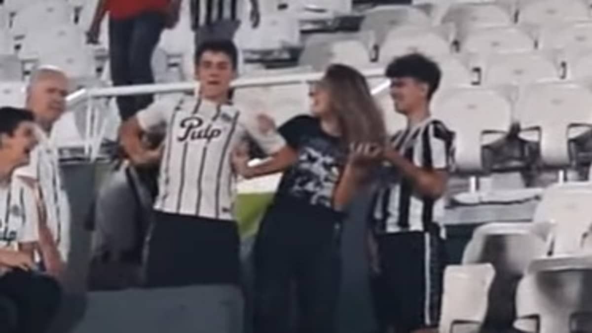 Everson, do Atlético, é alvo de racismo após jogo no Paraguai; veja o vídeo