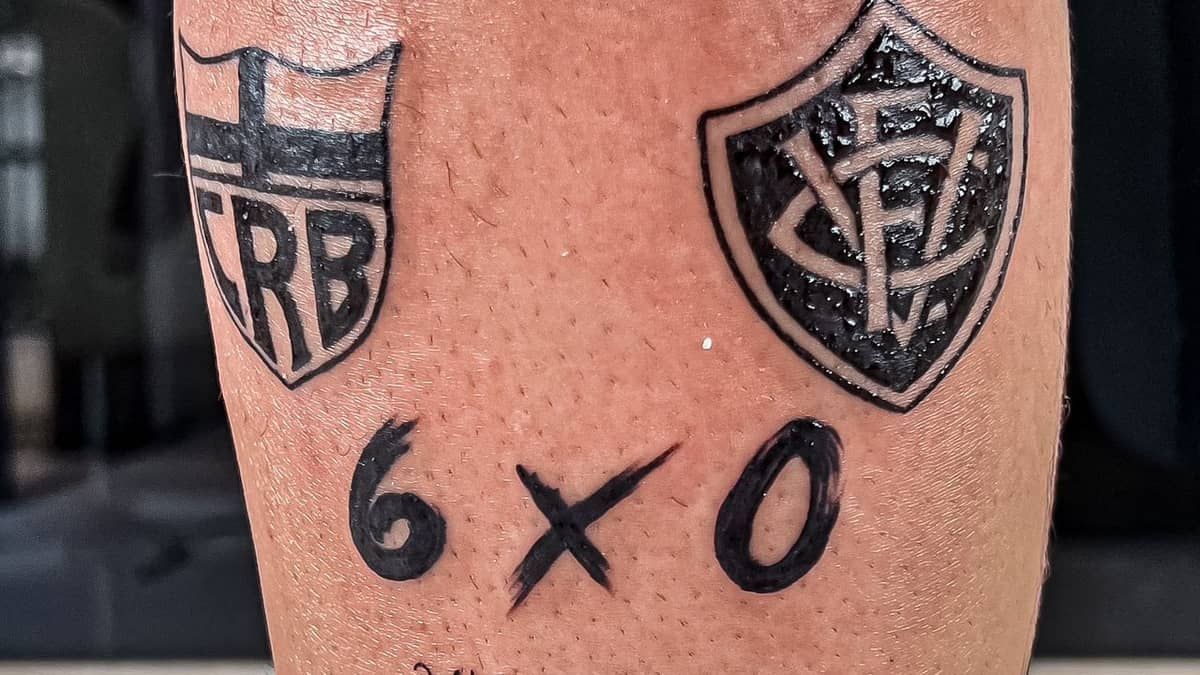 Torcedor do CRB faz tatuagem e vira alvo de gozação nas redes sociais