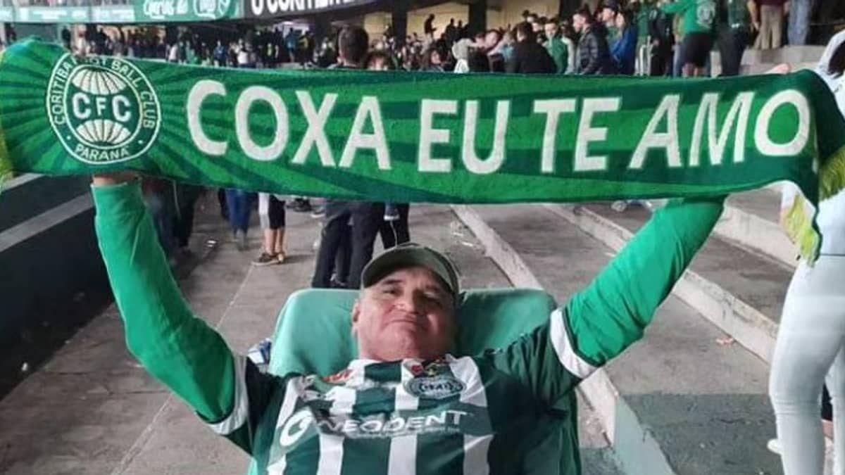 Athletico convida torcedor símbolo do Coritiba para clássico de domingo