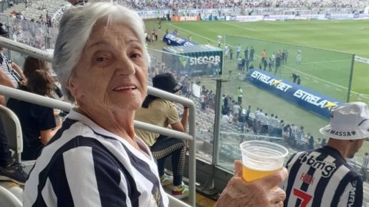 Torcedora desde que nasceu, uma das suas maiores vontades sempre foi assistir presencialmente a um jogo do galo