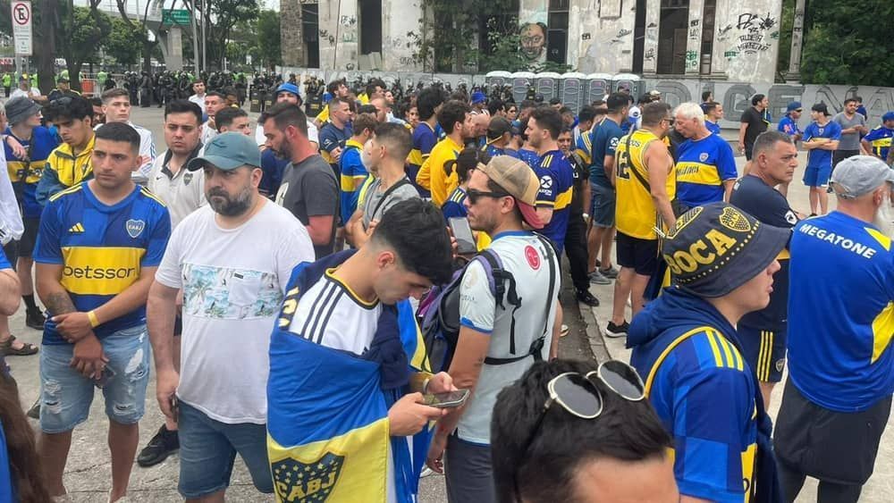 Boca x Fluminense: PM do Rio afasta do Maracanã torcedores sem ingressos