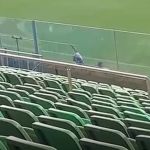 Vídeo: torcedores do Cruzeiro jogam sal grosso no Independência antes de clássico contra o Atlético