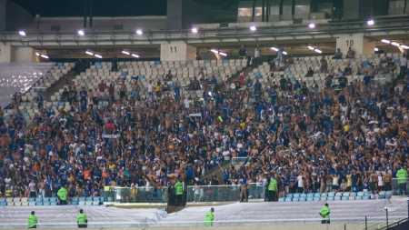 Torcedores do Cruzeiro terão direito a 4 mil ingressos para jogo no Maracanã
