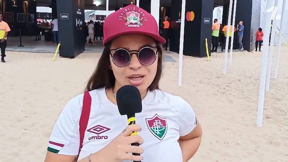 Torcedores do Fluminense fazem promessa pelo título da Libertadores