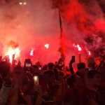 'AeroFlu': torcida faz festa em embarque para decisão com Inter pela Libertadores