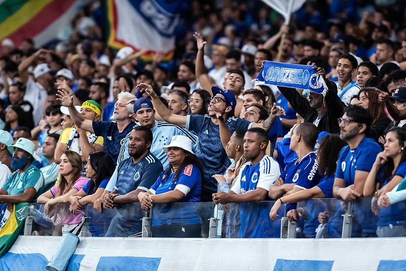 Cruzeiro retoma venda de ingressos para jogo contra o Palestino; veja novos preços