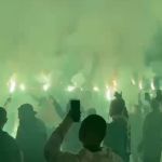 Torcida do América faz 'rua de fogo' antes de jogo com o Corinthians; veja vídeo