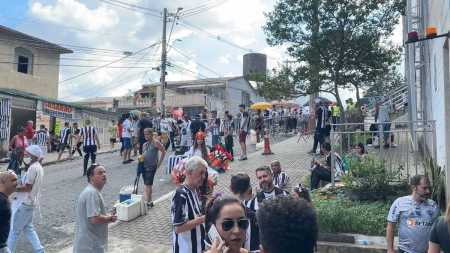 Torcida do Atlético marca presença no Independência para final contra o América
