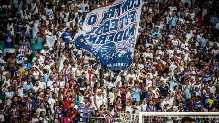 Torcida do Bahia deve lotar a Arena Fonte Nova nesta quarta-feira (21)