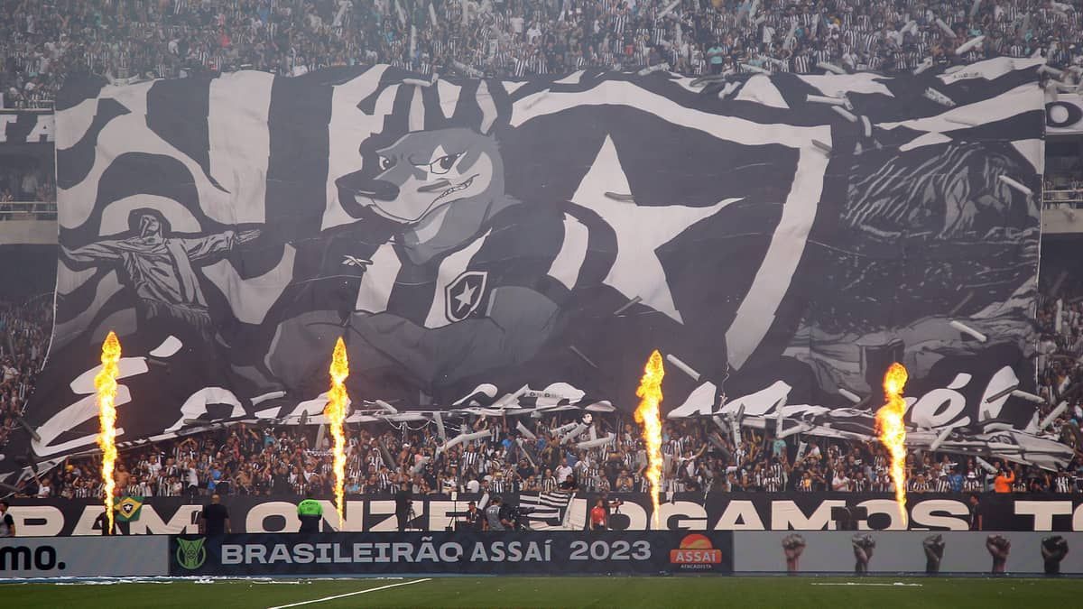 Botafogo x Internacional: ingressos esgotados para jogo do Brasileirão