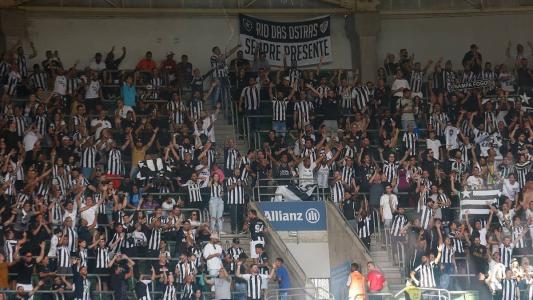 Torcida do Botafogo no Allianz Parque, do Palmeiras