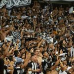 Ceará faz promoção em preço de ingressos para receber líder da Série B