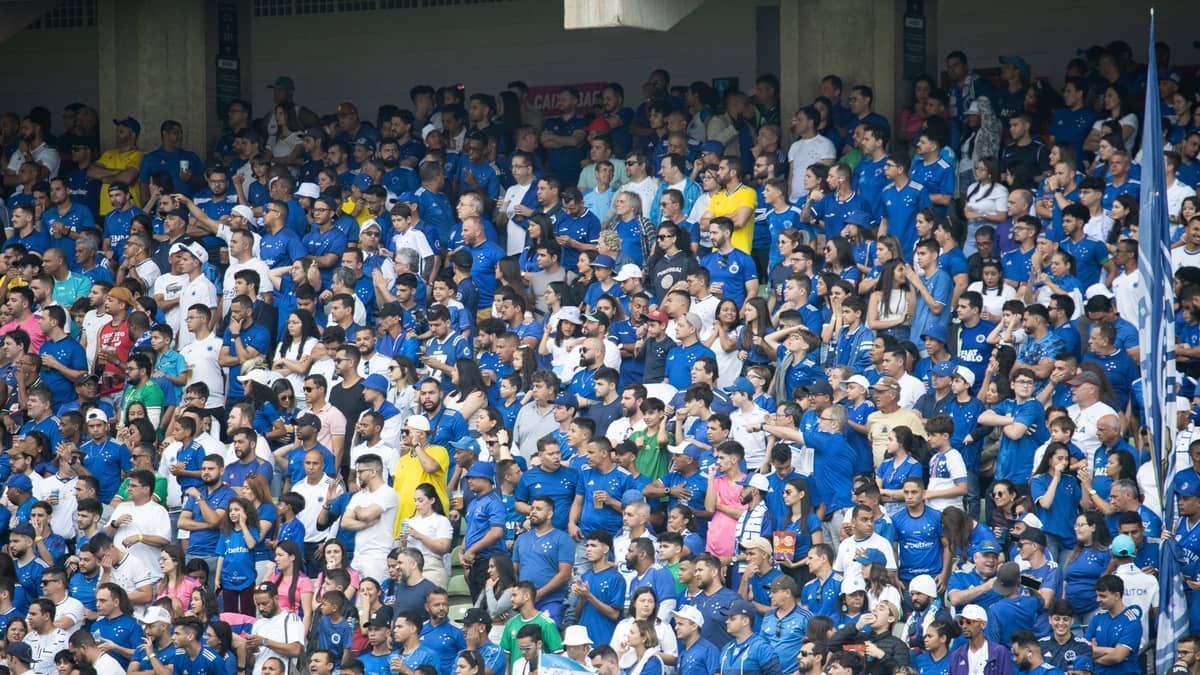 Cruzeiro registra melhor público do ano no Independência em empate com Coritiba