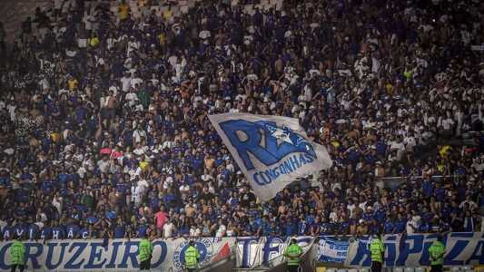 Torcida do Cruzeiro foi muito elogiada pela festa que fez no Maracanã
