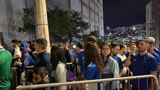 Torcida do Cruzeiro otimista para o duelo com o Grêmio no Independência