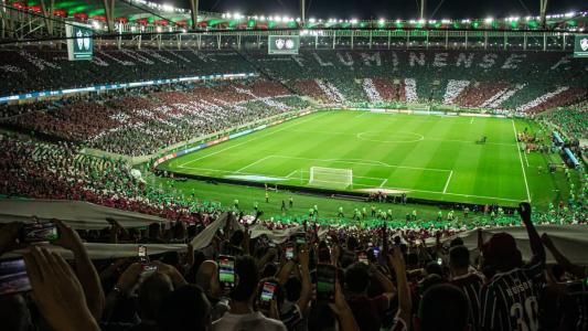 Torcida do Fluminense tinha esgotado ingresso em menos de duas horas para o confronto