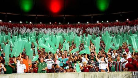 Torcida do Fluminense sonha em ganhar a Copa Libertadores no Maracanã