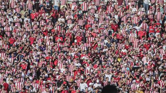 Torcida do Náutico nos Aflitos