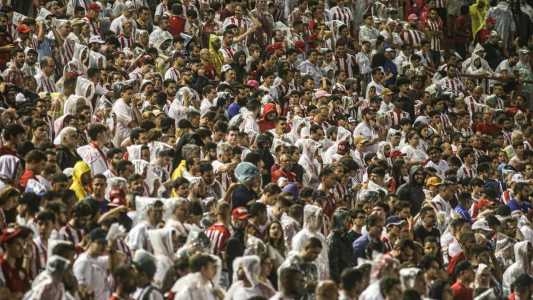 Torcida do Náutico nos Aflitos