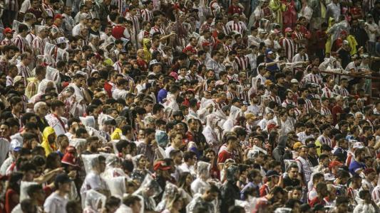 Torcida do Náutico vai poder estar nos Aflitos no jogo contra o Remo