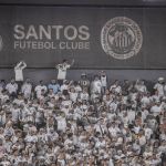 Volante do Santos exalta apoio da torcida mesmo com o time no Z4
