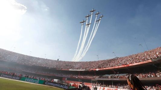 Torcida do São Paulo presente no Morumbi, neste domingo, na decisão da Copa do Brasil