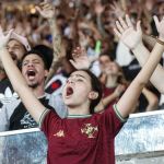 Vascaínos superam rivais como mais fanáticos do Sudeste, mostra 'O Maior Raio-X do Torcedor'