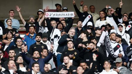 Torcida do Vasco quer a saída de Barbieri do comando