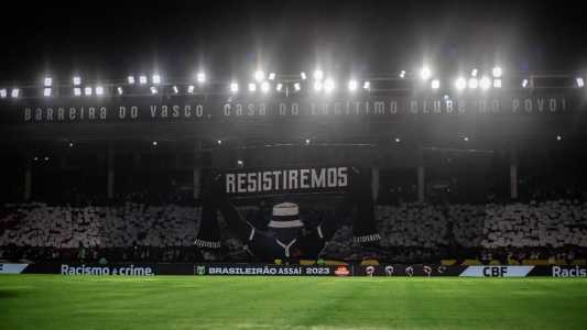 Torcida do Vasco vai lotar mais uma vez São Januário, diante do São Paulo, no sábado (7)