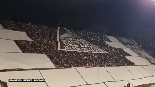 Torcida fez referência para várias músicas da banda inglesa